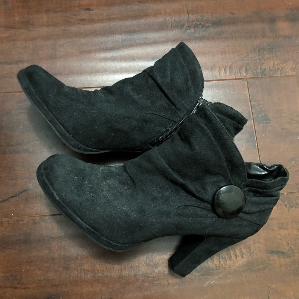 Rampage Black Suede Heeled Booties